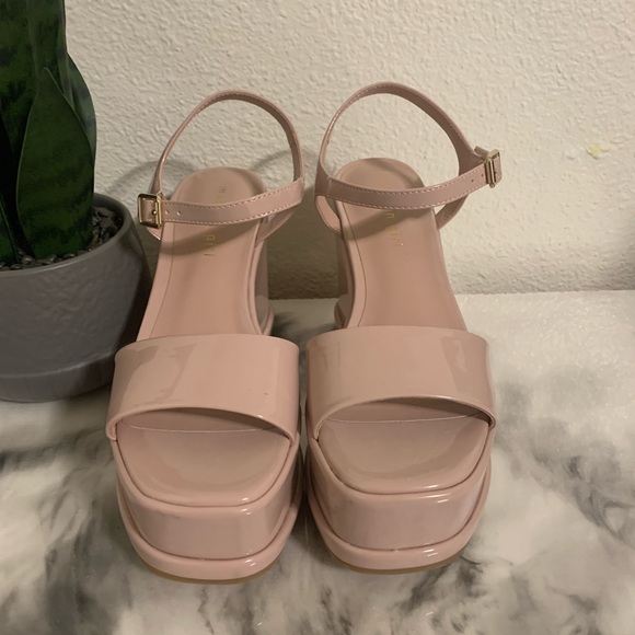 Madden Girl platform shoes Women’s size 8m - Picture 2 of 7